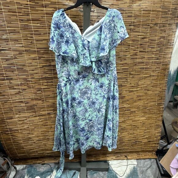Tommy‎ Hilfiger Womens Plus Chiffon Floral Sheath Dress Size 14W - Picture 2 of 3